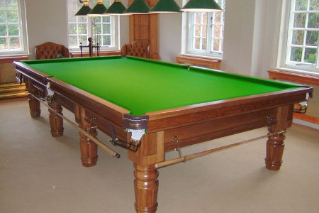 Toulet Blacklight Luxury Pool Table