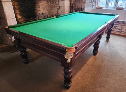 American Style 9ft Snooker Pool Table China Factory Cheap Price Indoor  Sport Games 9 ball Professional Slate Billiard Table