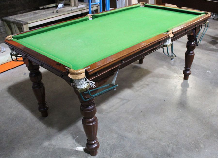 Opgewonden zijn leugenaar Ontvangende machine (M1171) 6 ft Used Mahogany Turned Leg Snooker/Pool Table by Riley